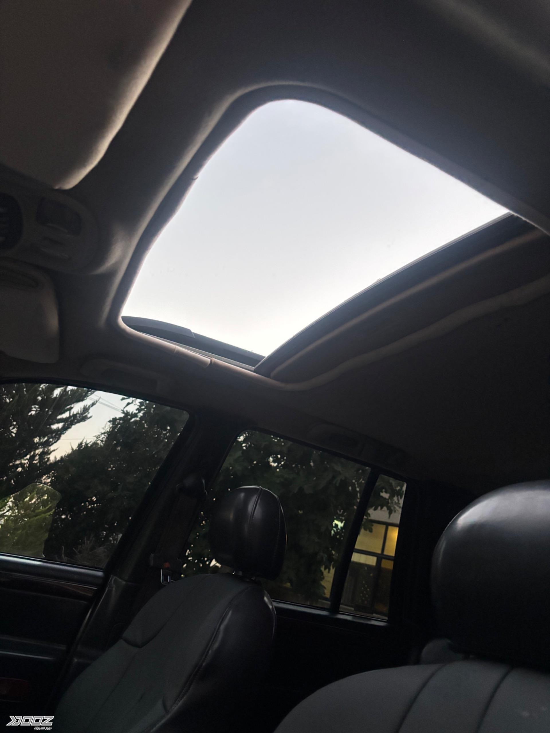 Jeep Grand Cherokee 2000 for sale in Amman