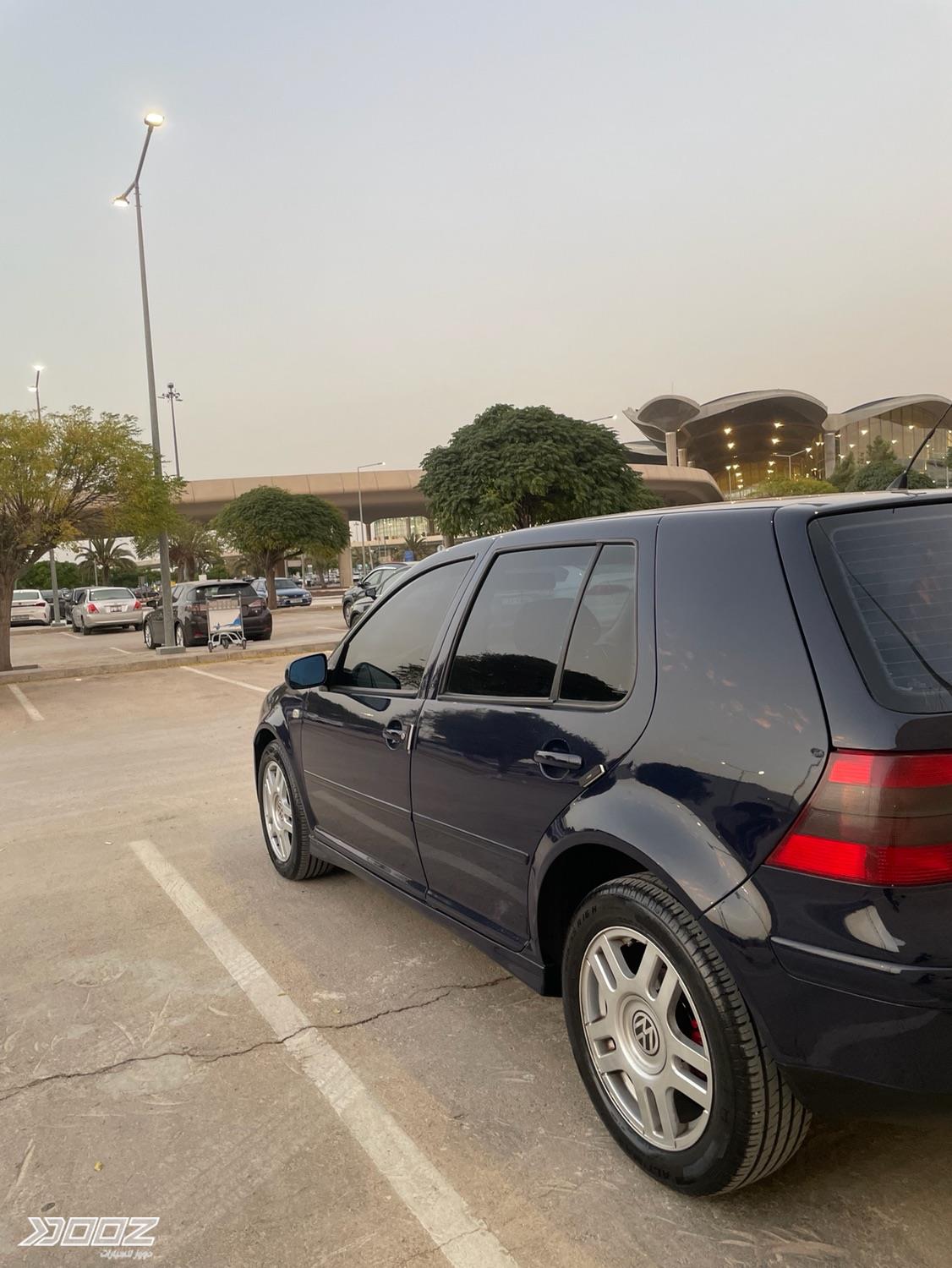 VW Golf 2001 for sale in Amman