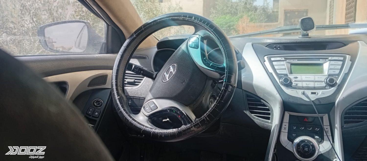 هيونداي Elantra 2012 للبيع في عمان