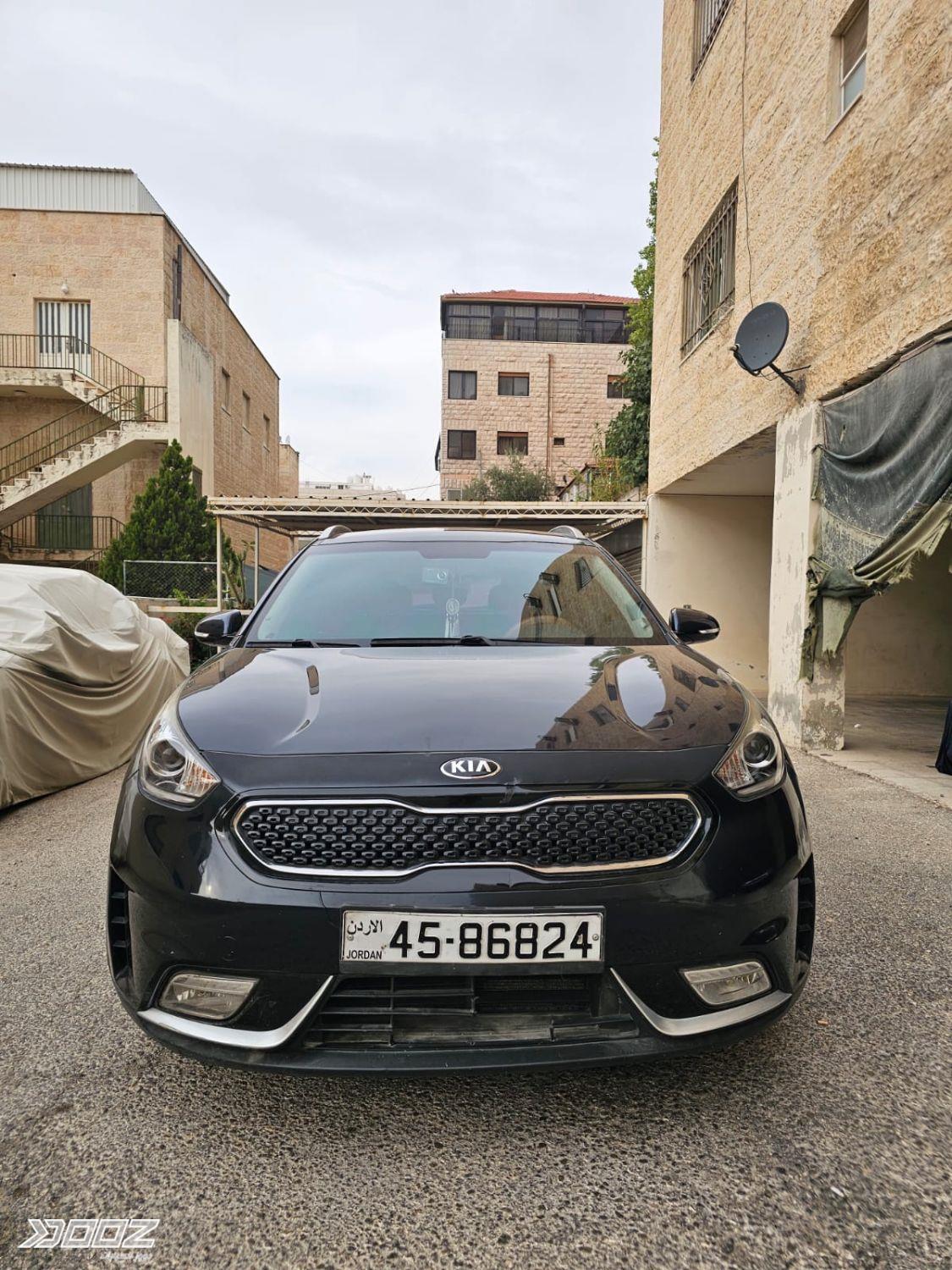 Kia Niro 2017 for sale in Amman