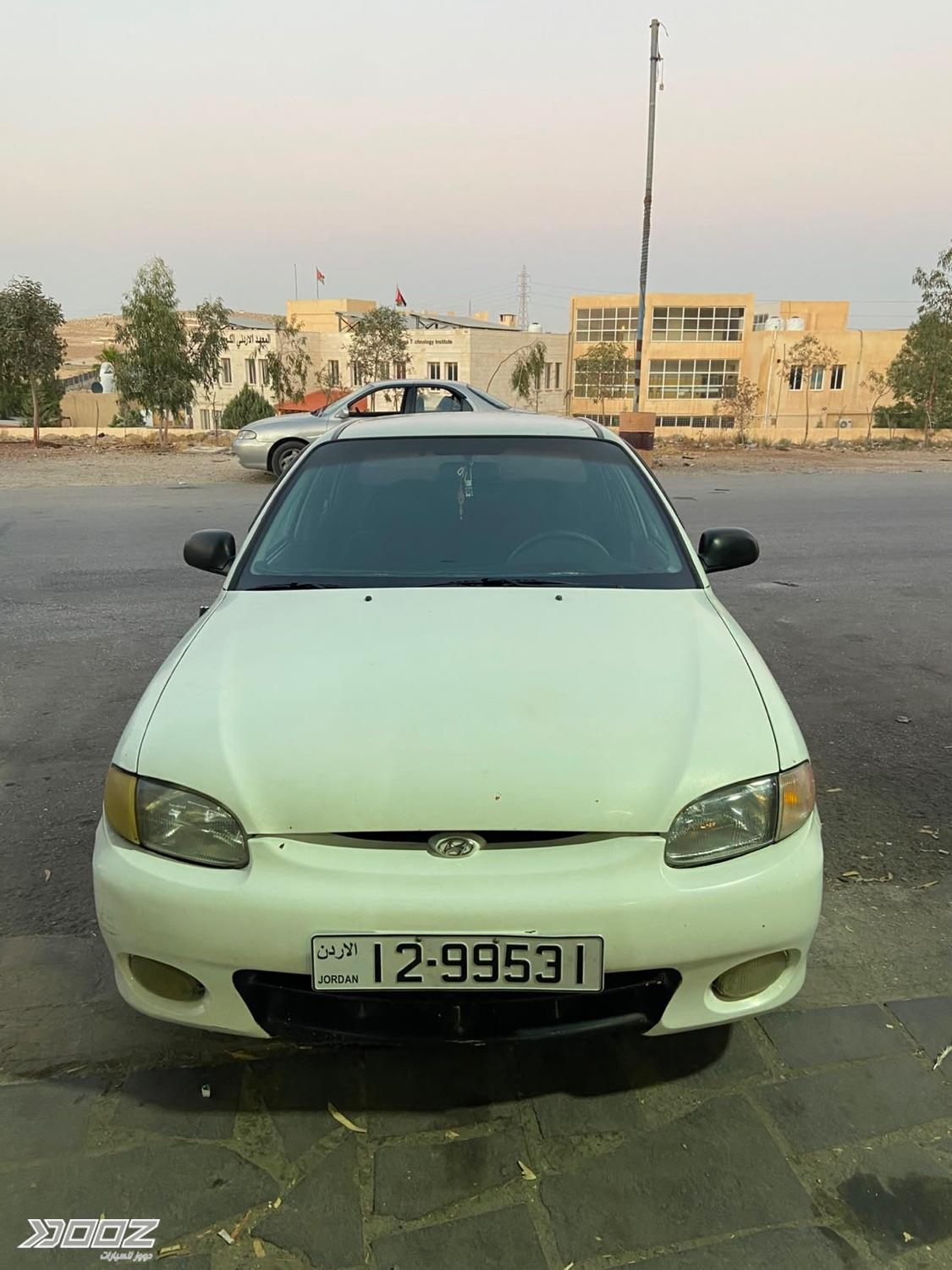 هيونداي Accent 1998 للبيع في الزرقاء