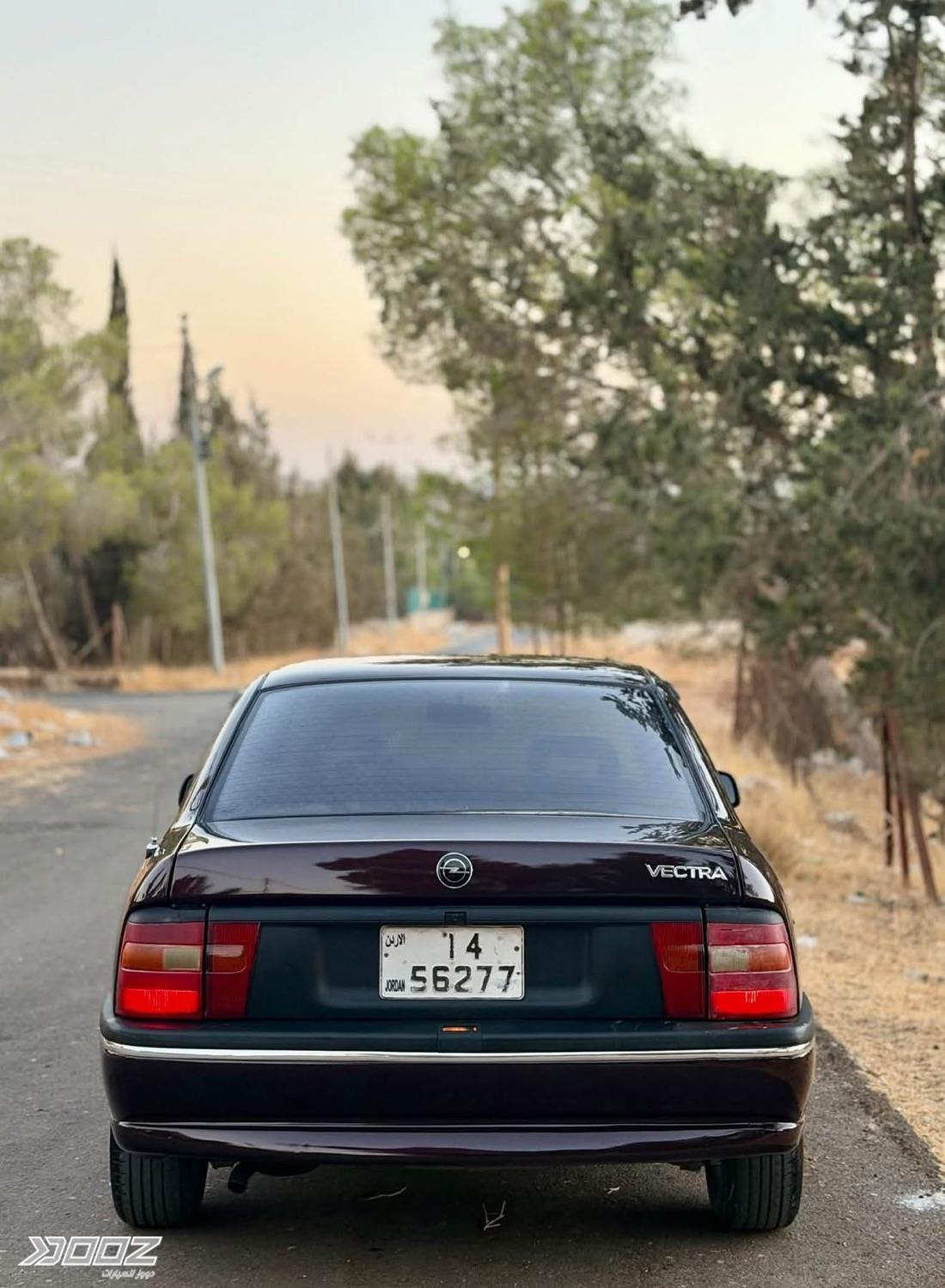 Opel Vectra A 1993 for sale in Amman