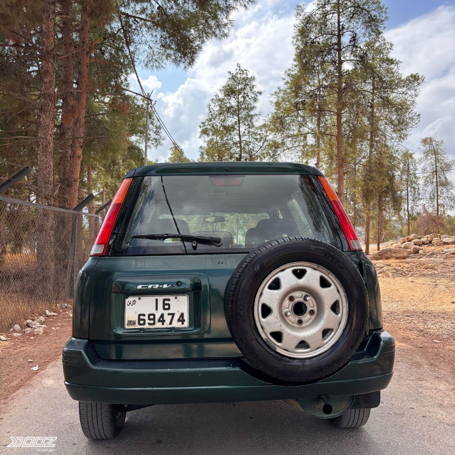 Honda CR-V 2000 for sale in Jerash