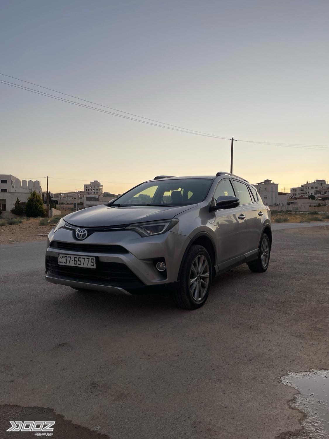 Toyota RAV4 2017 for sale in Zarqa