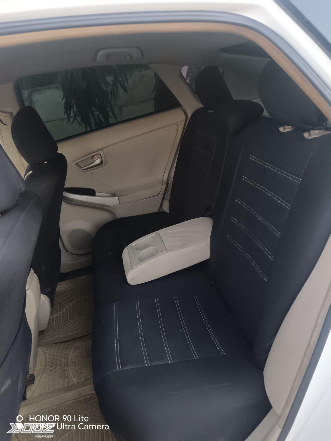 Toyota Prius 2015 for sale in Ajloun