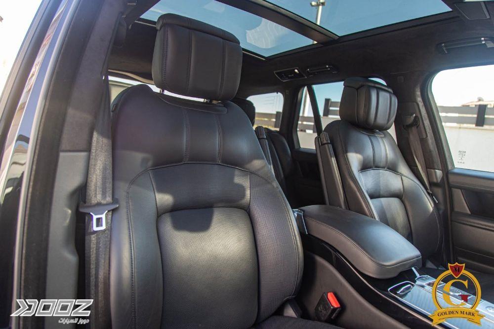 Land Rover Range Rover Vogue P400e 2021 للبيع في عمان