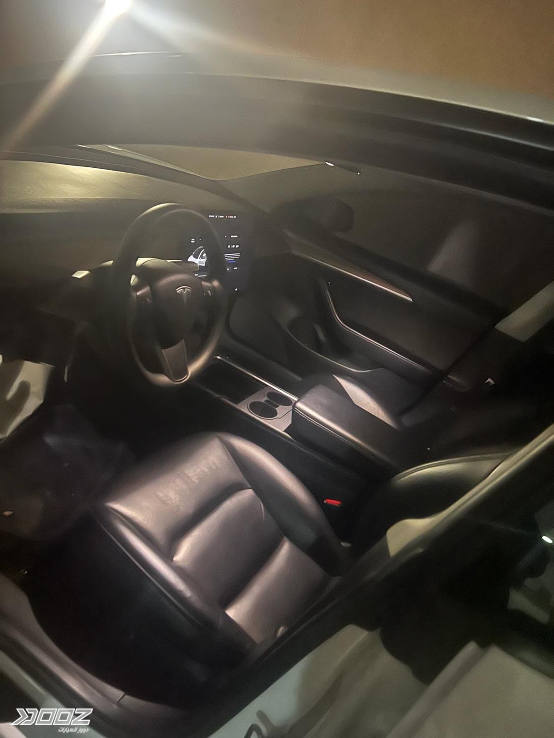 تيسلا موديل 3 2021 للبيع في عمان