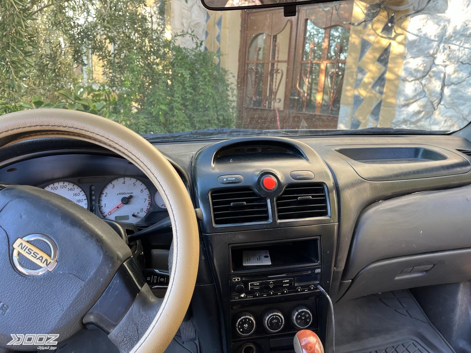 Nissan Sunny 2013 for sale in Irbid