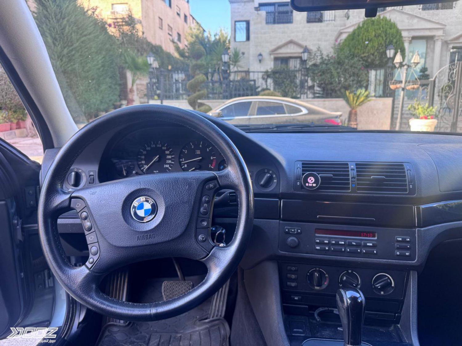 BMW 520I 2003 for sale in Amman