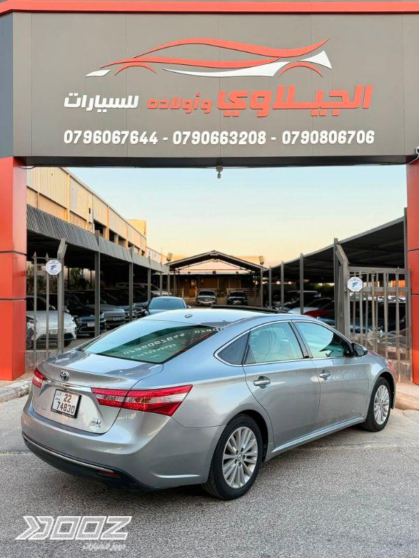 Toyota Avalon 2015 for sale in Zarqa-freezone