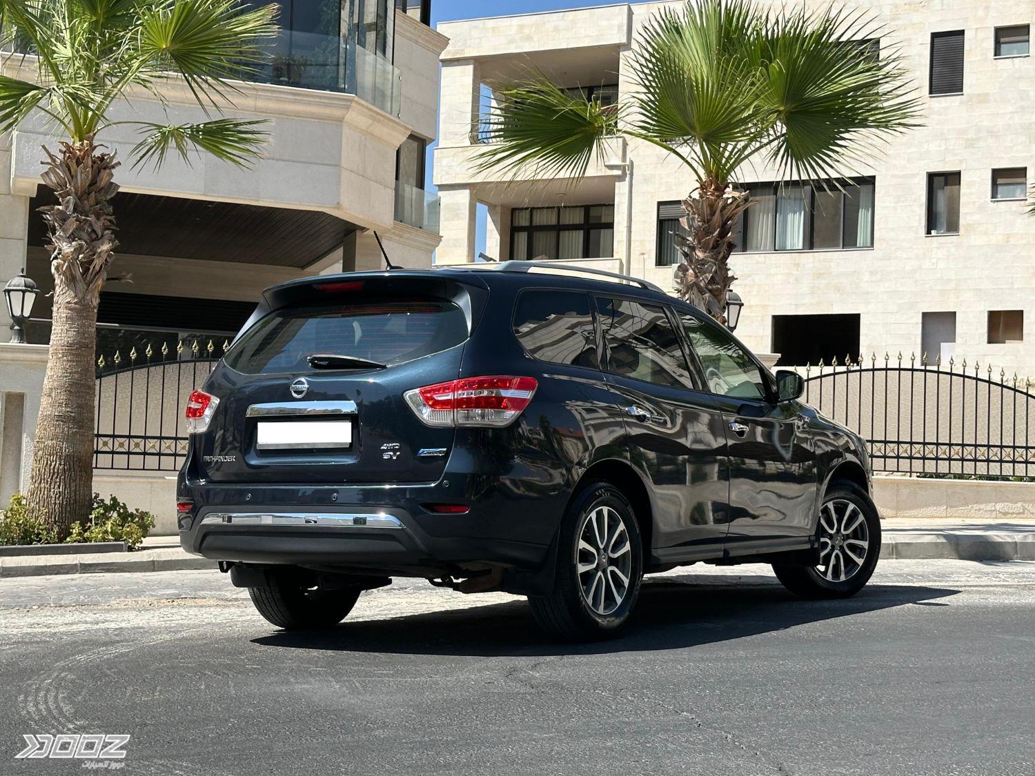 Nissan Pathfinder 2014 for sale in Amman