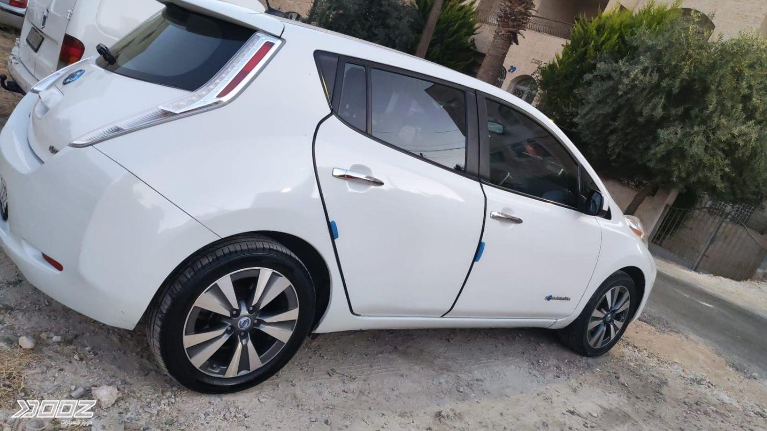 Nissan Leaf 2013 for sale in Amman