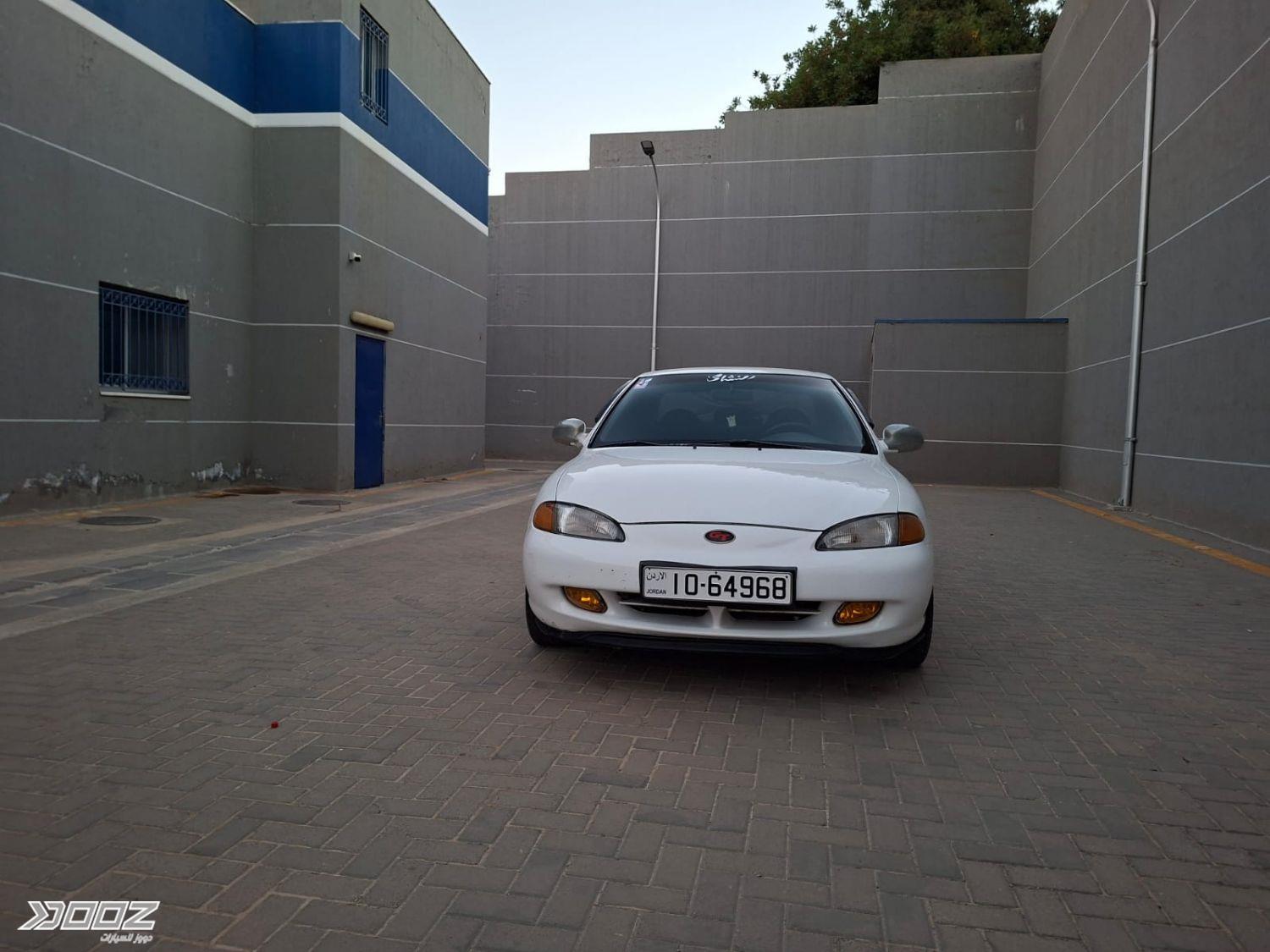 Hyundai Avante 1997 for sale in Ajloun