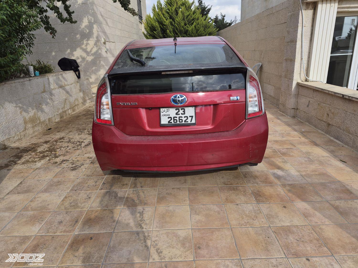 تويوتا Prius 2014 للبيع في عمان