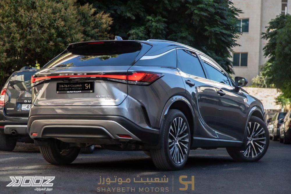 لكزس ار اكس 350 اتش 2023 للبيع في عمان