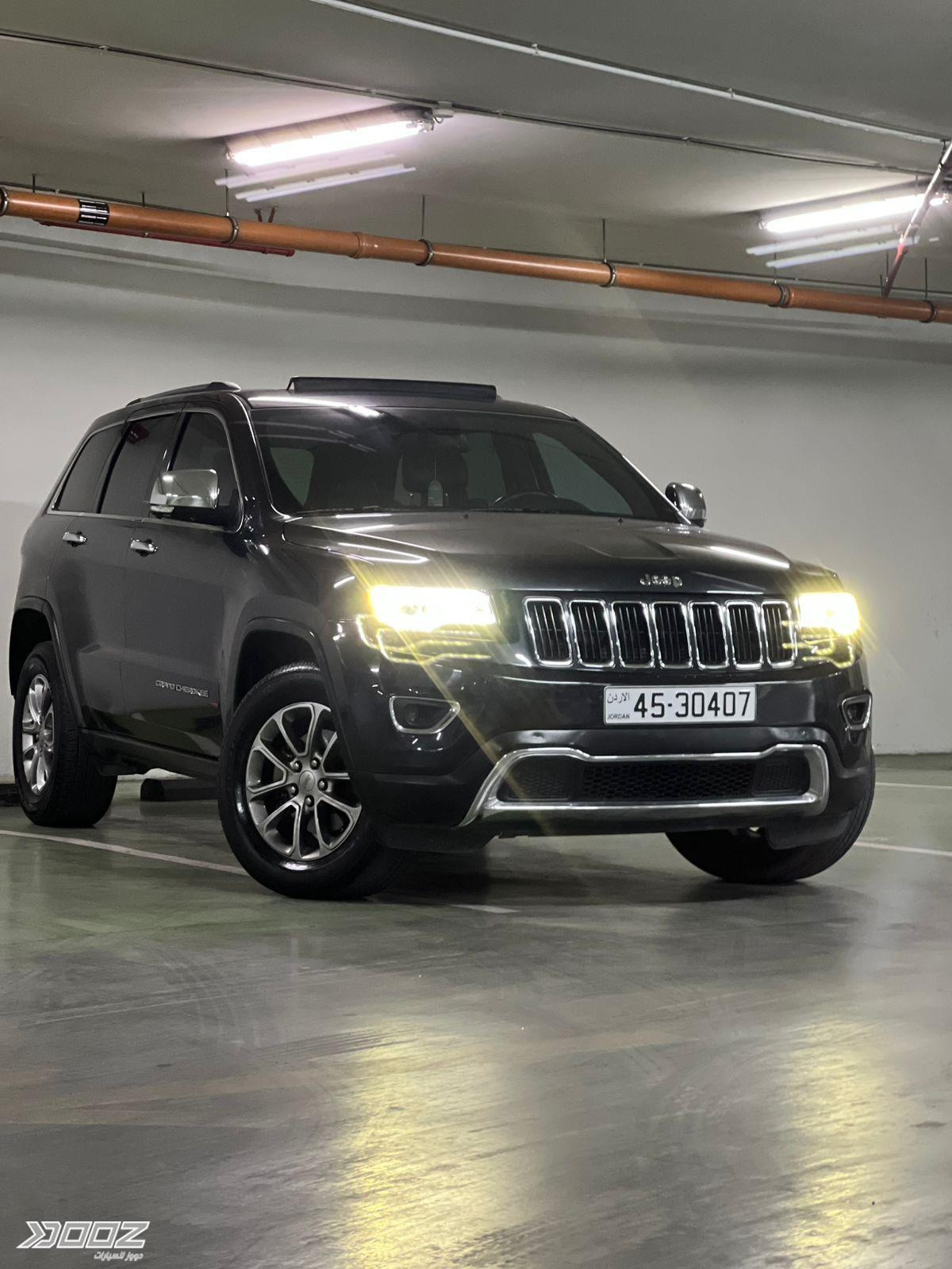 Jeep Grand Cherokee 2016 للبيع في عمان