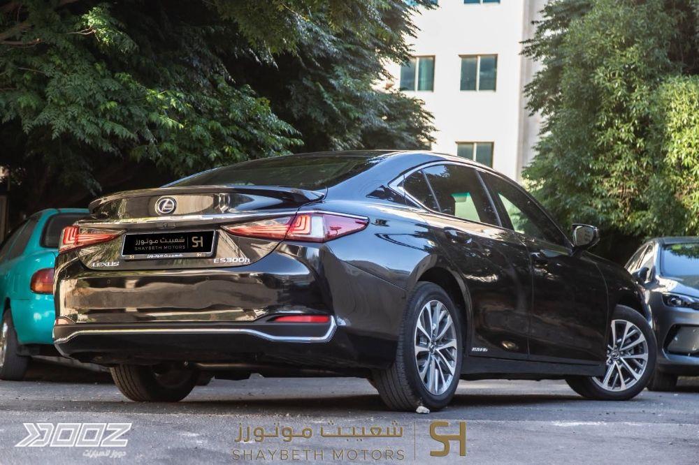 Lexus ES300H 2022 for sale in Amman