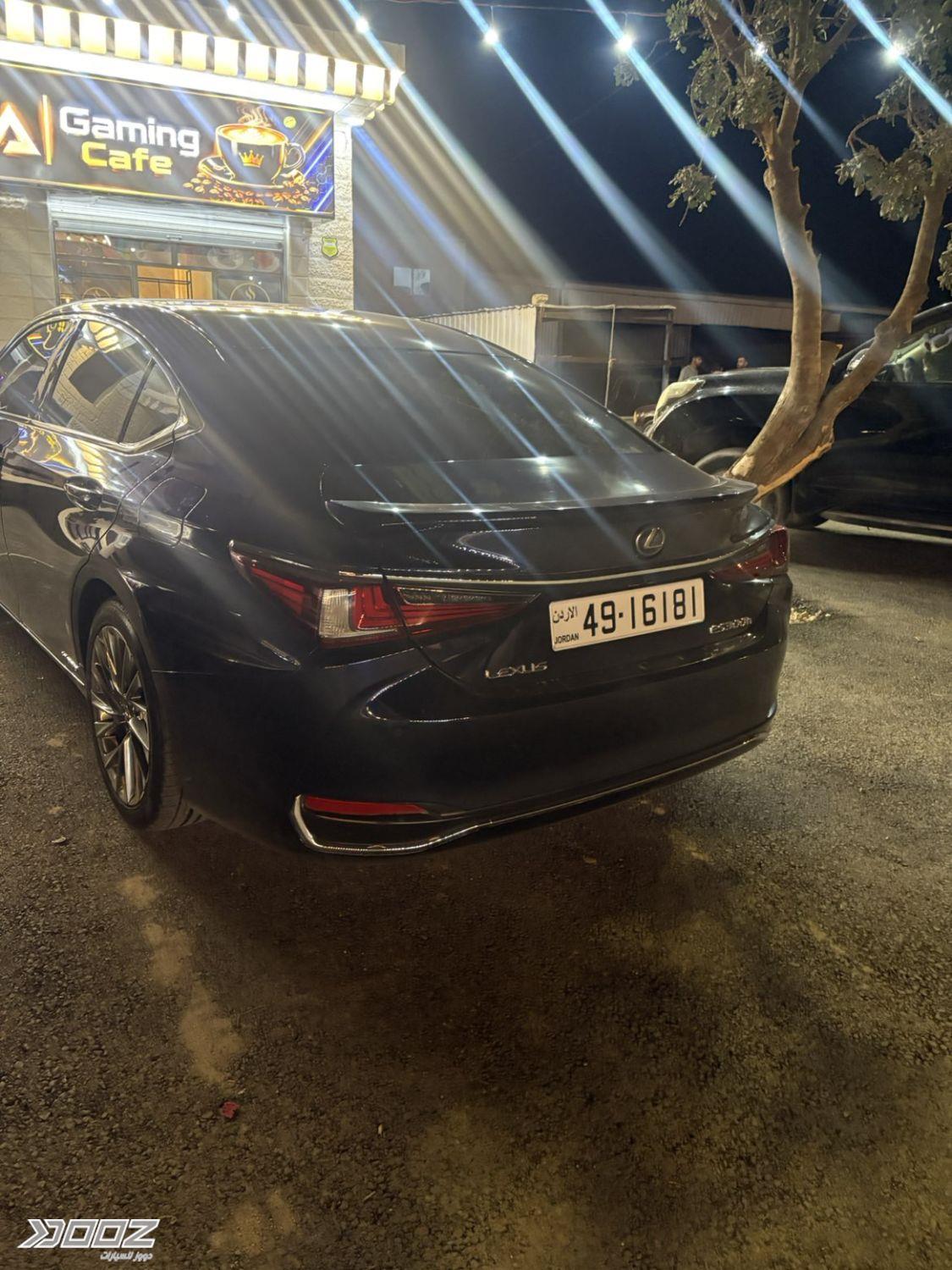 لكزس ES300H 2019 للبيع في إربد