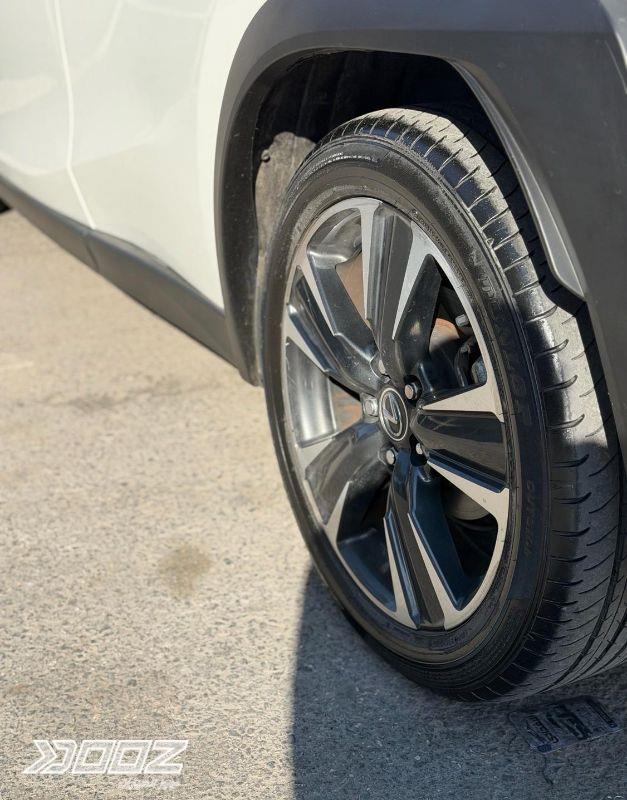 Lexus UX250H 2020 for sale in Amman