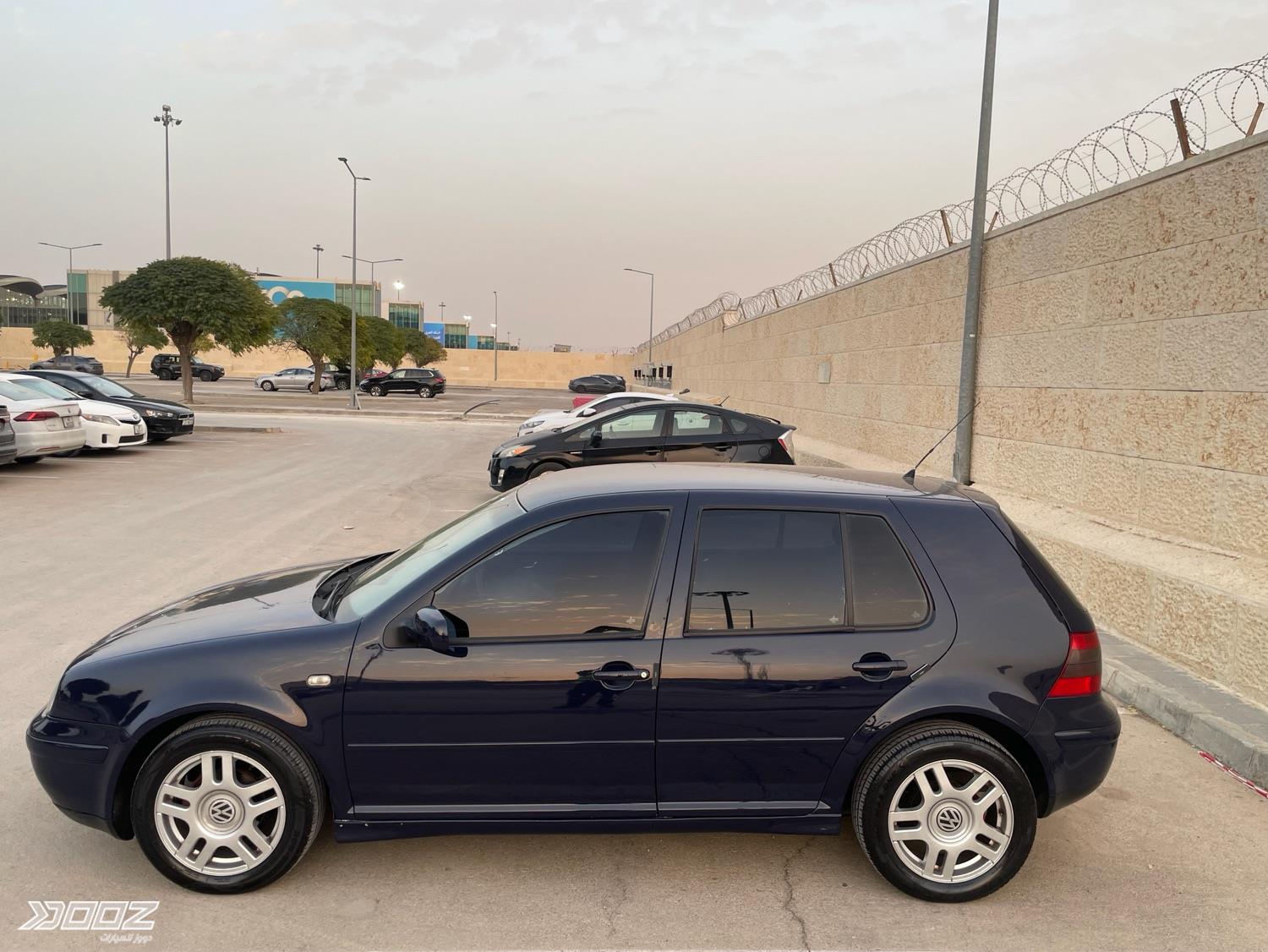 VW Golf 2001 for sale in Amman