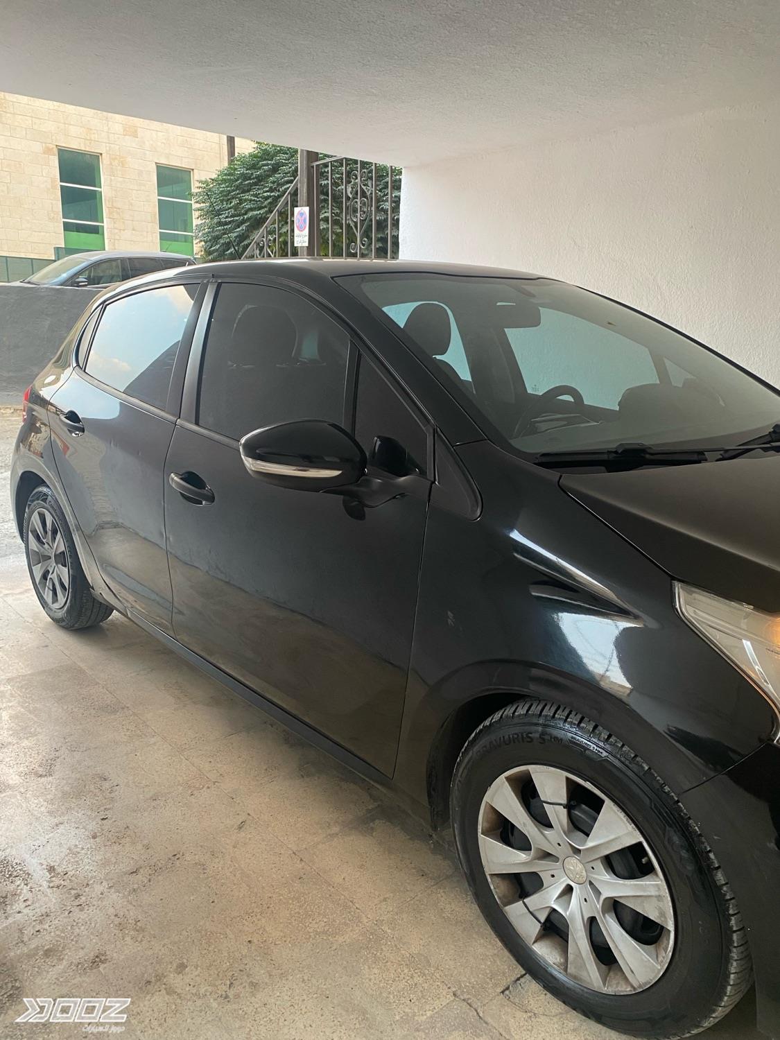 Peugeot 208 2016 for sale in Amman