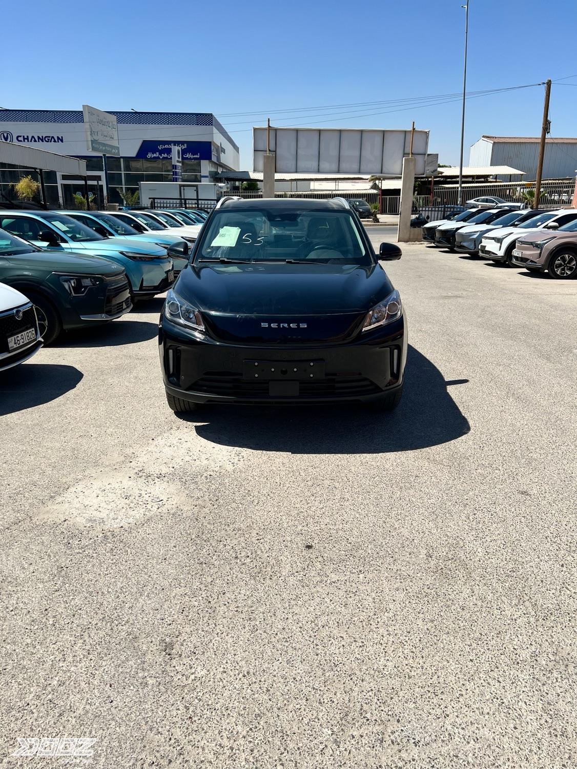 سيريس 3 2024 للبيع في عمان