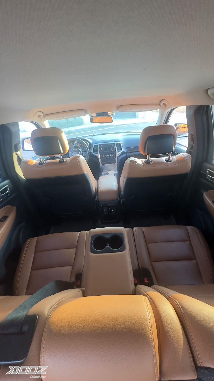 Jeep Grand Cherokee 2011 for sale in Amman