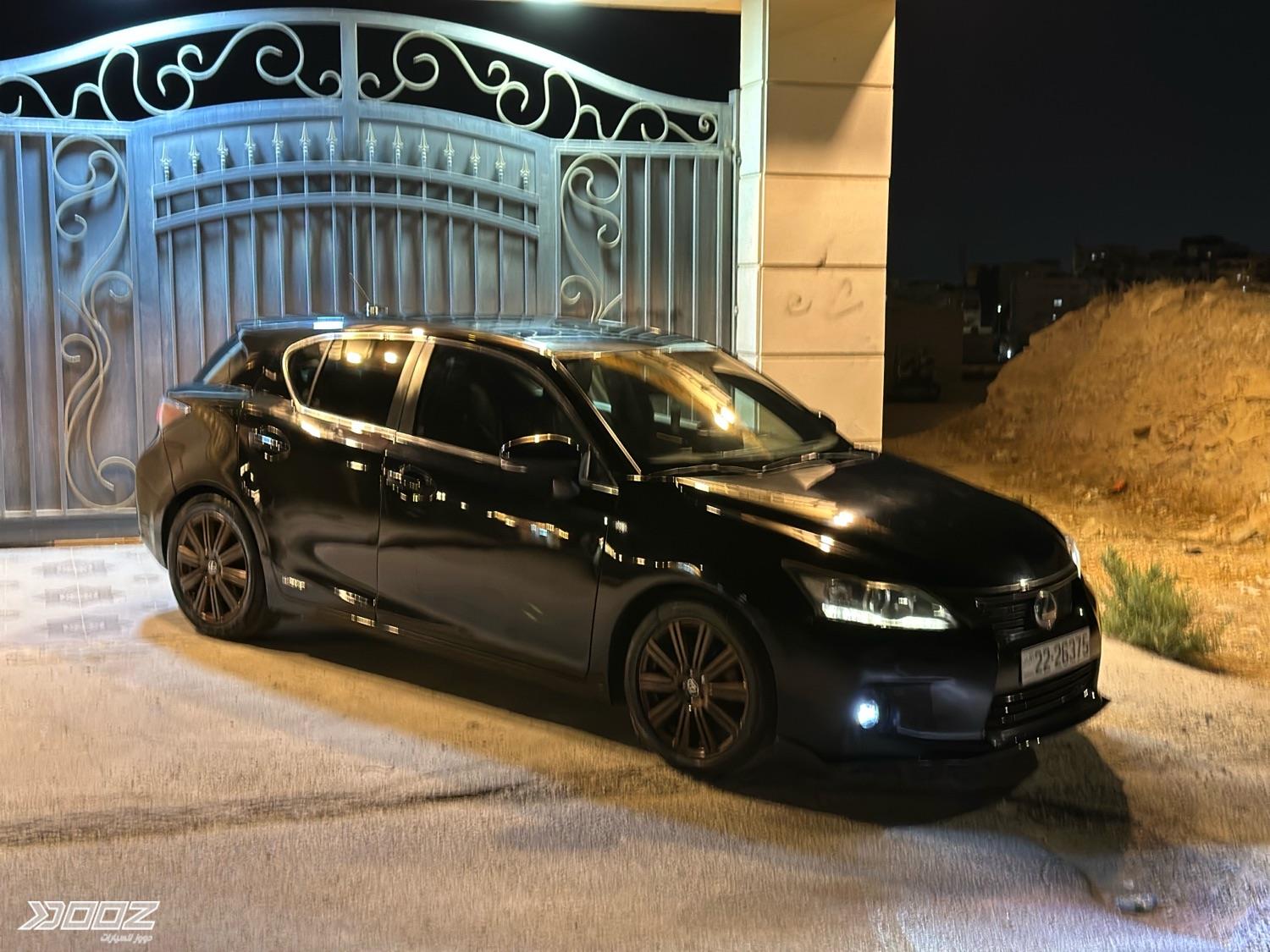 Lexus CT200H 2012 for sale in Zarqa