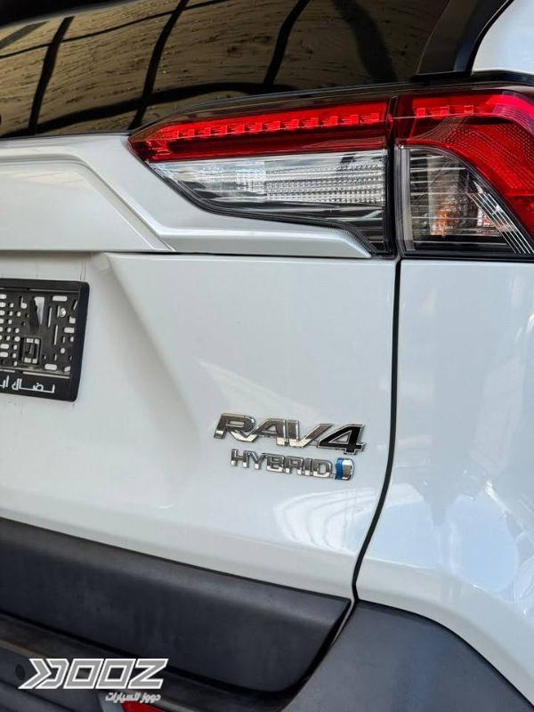 Toyota RAV4 2021 for sale in Zarqa-freezone