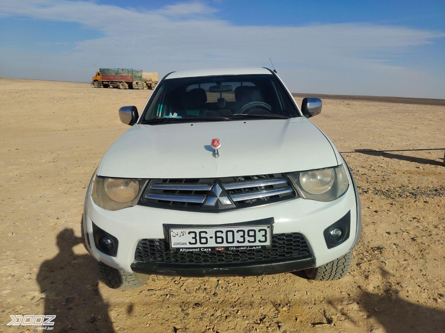 ميتسوبيشي L200 2015 للبيع في المفرق