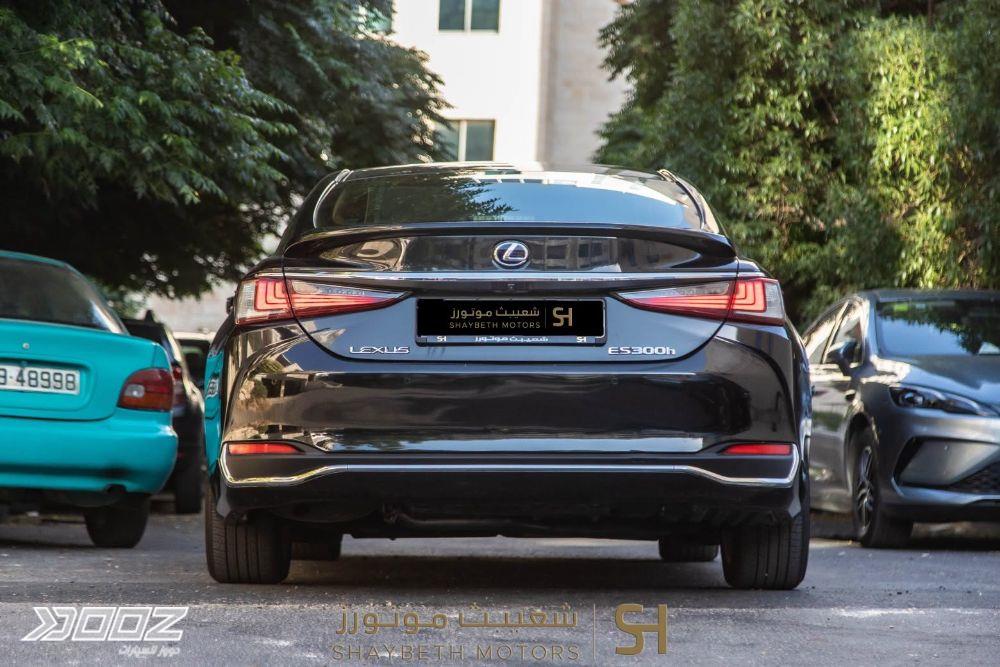 Lexus ES300H 2022 for sale in Amman