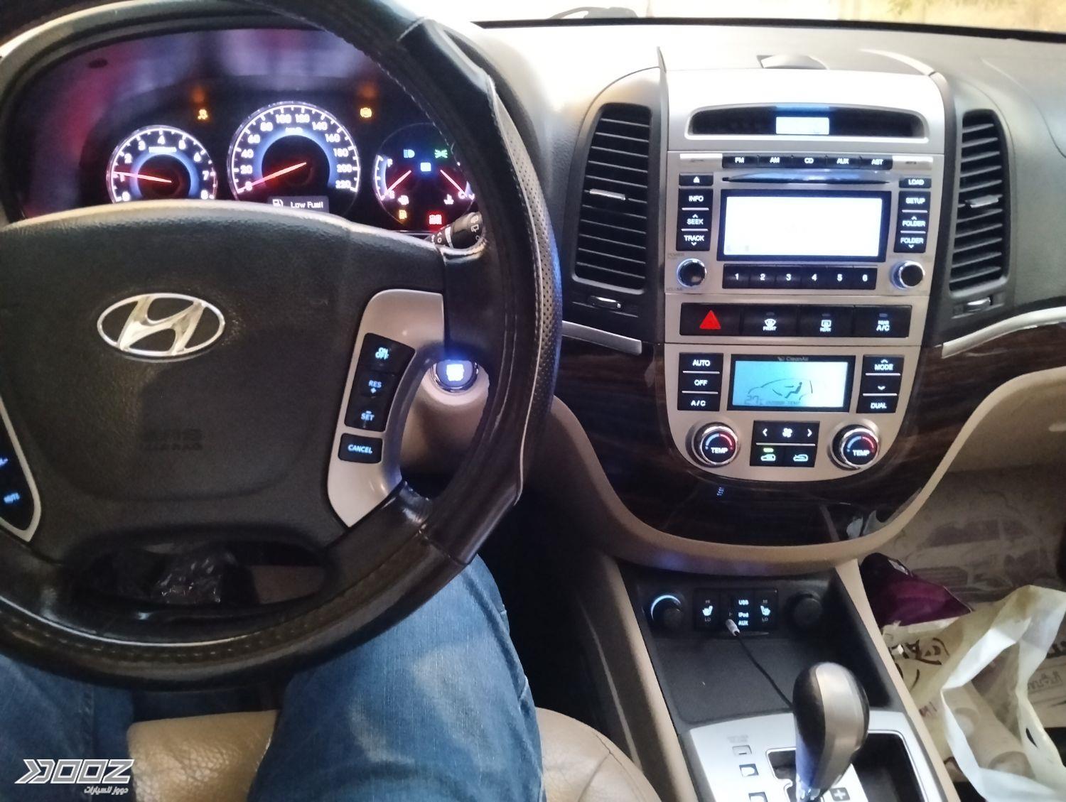 Hyundai Santa Fe 2011 for sale in Irbid