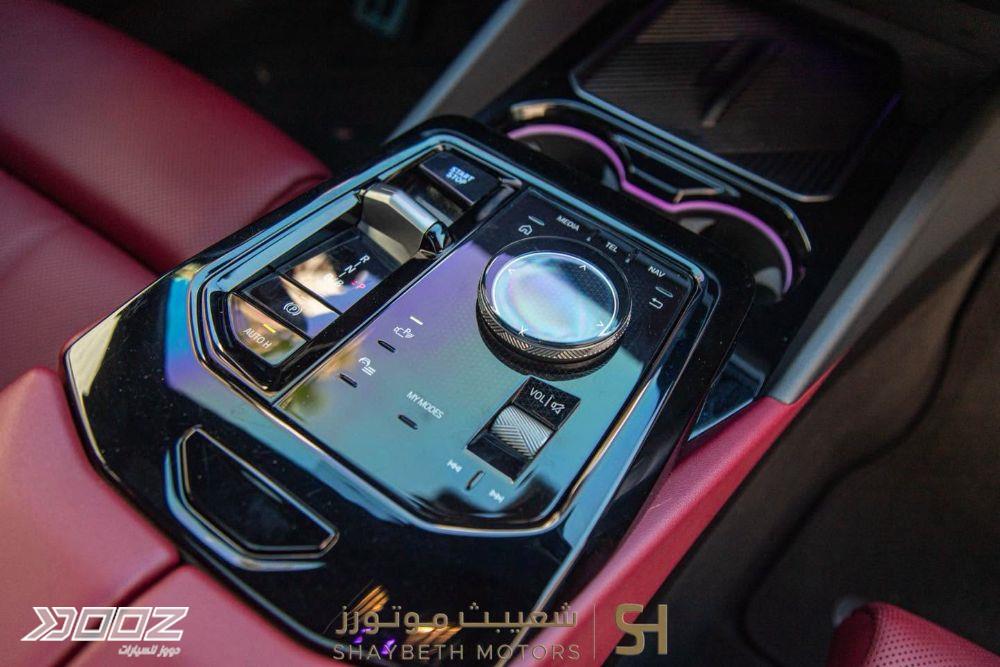 بي إم دبليو اي 5 اي درايف 40 2024 للبيع في عمان