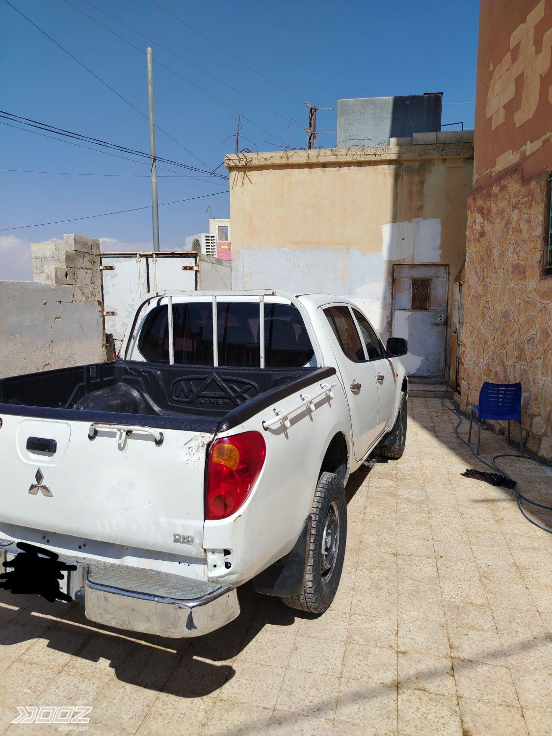 ميتسوبيشي L200 2009 للبيع في المفرق