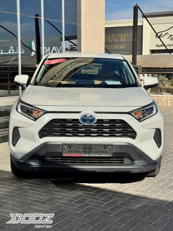 Toyota RAV4 2021 for sale in Zarqa-freezone