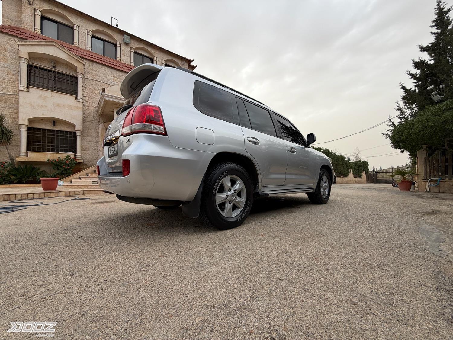 تويوتا Land Cruiser 2010 للبيع في عمان