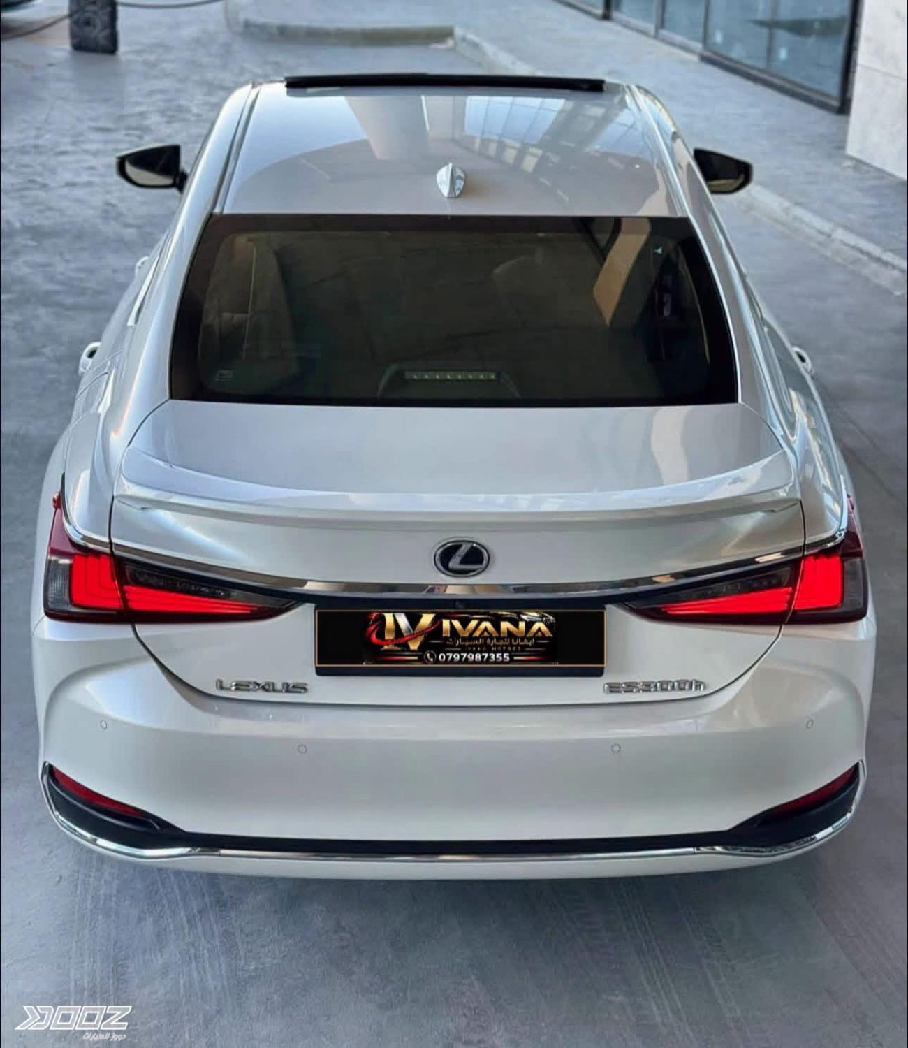 Lexus ES300H 2022 for sale in Amman