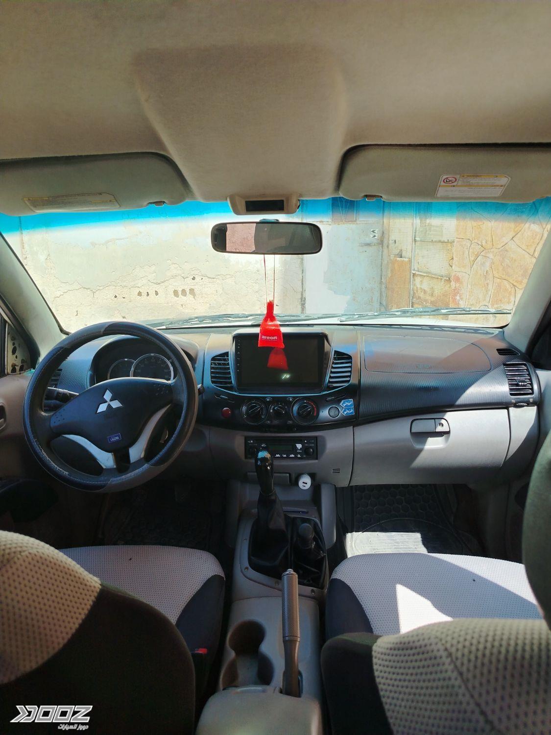 ميتسوبيشي L200 2009 للبيع في المفرق