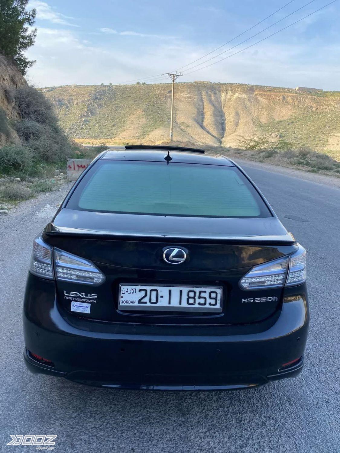 لكزس HS250 2010 للبيع في عمان