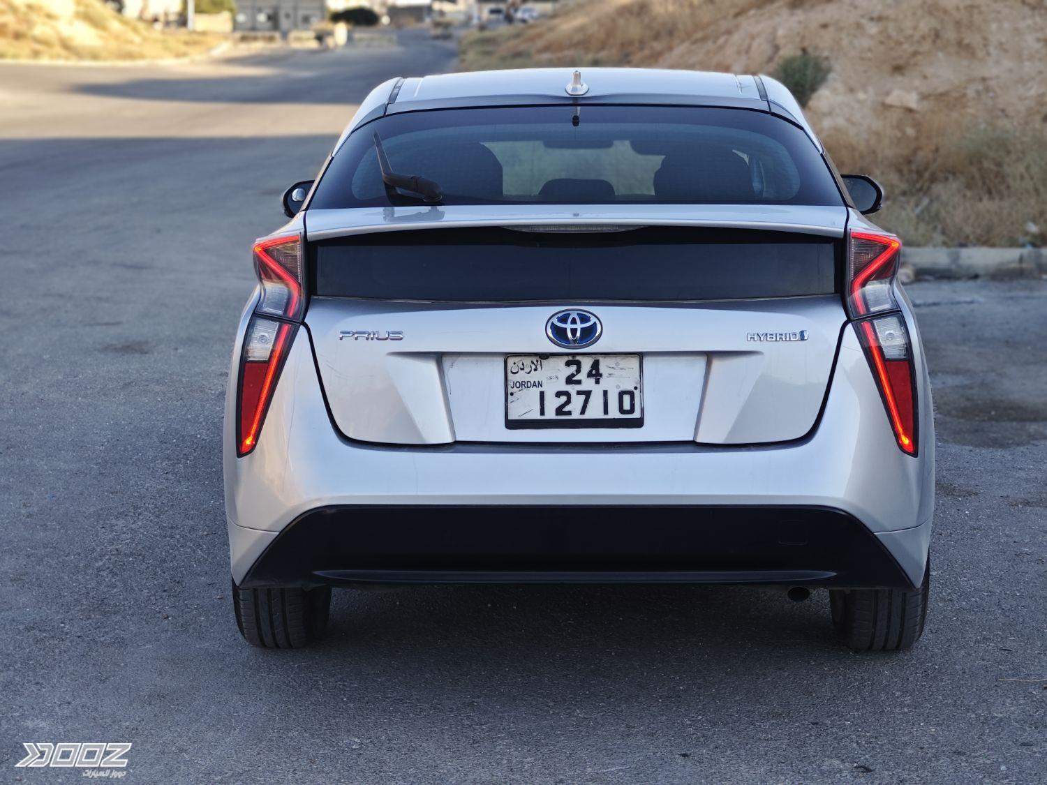 Toyota Prius 2017 for sale in Zarqa