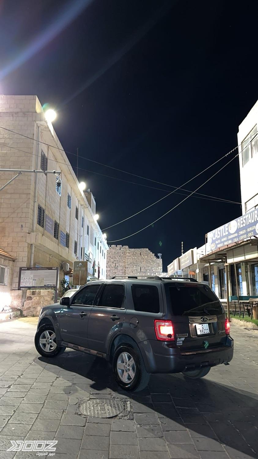 Ford Escape 2010 for sale in Al Karak