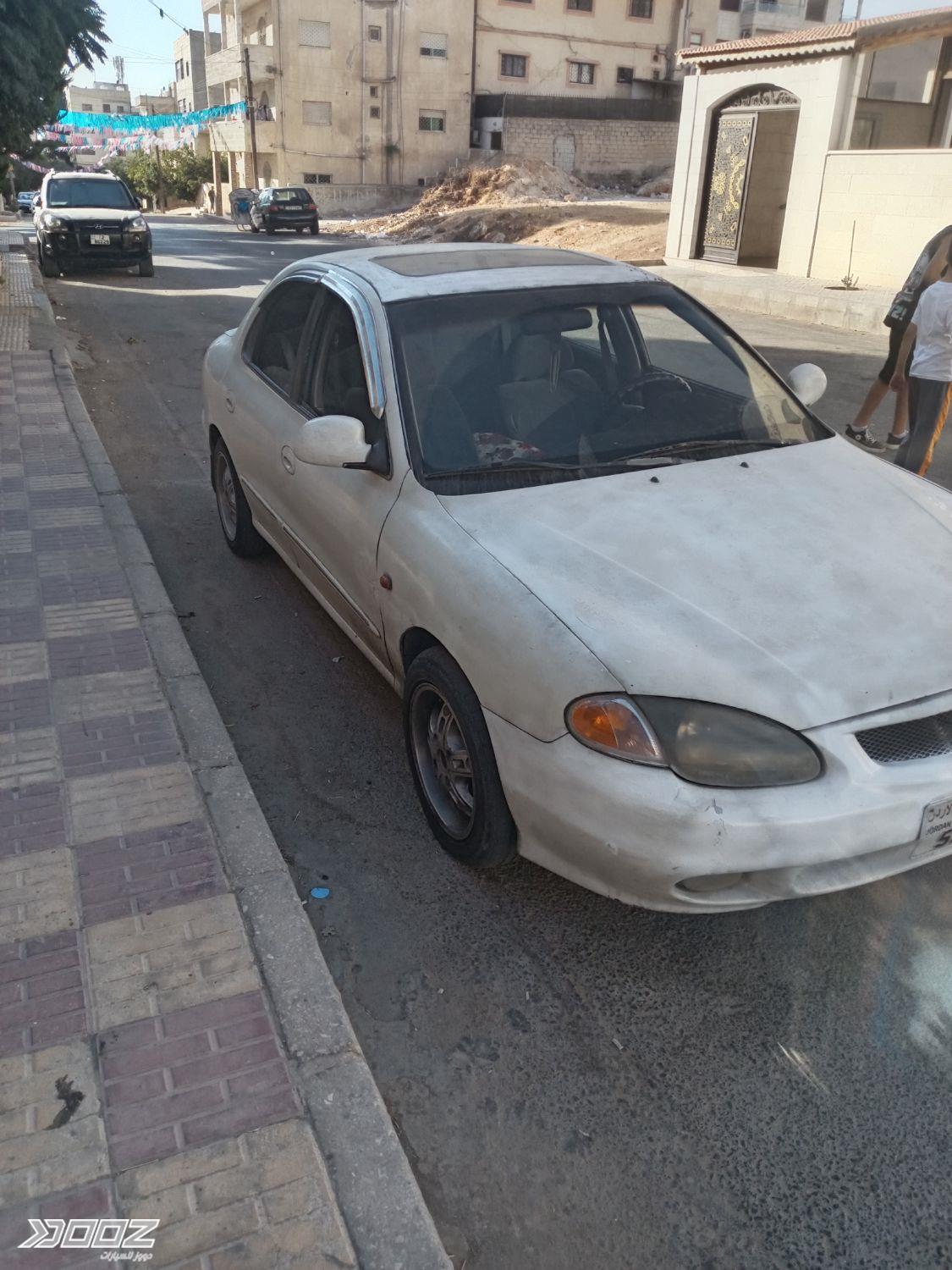 هيونداي افانتي 1999 للبيع في عمان