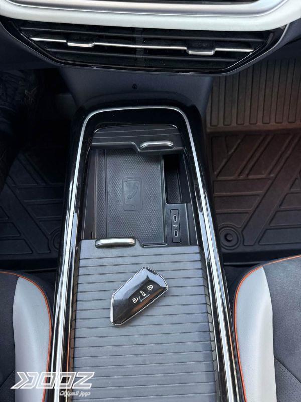 VW ID.6 2023 for sale in Zarqa-freezone