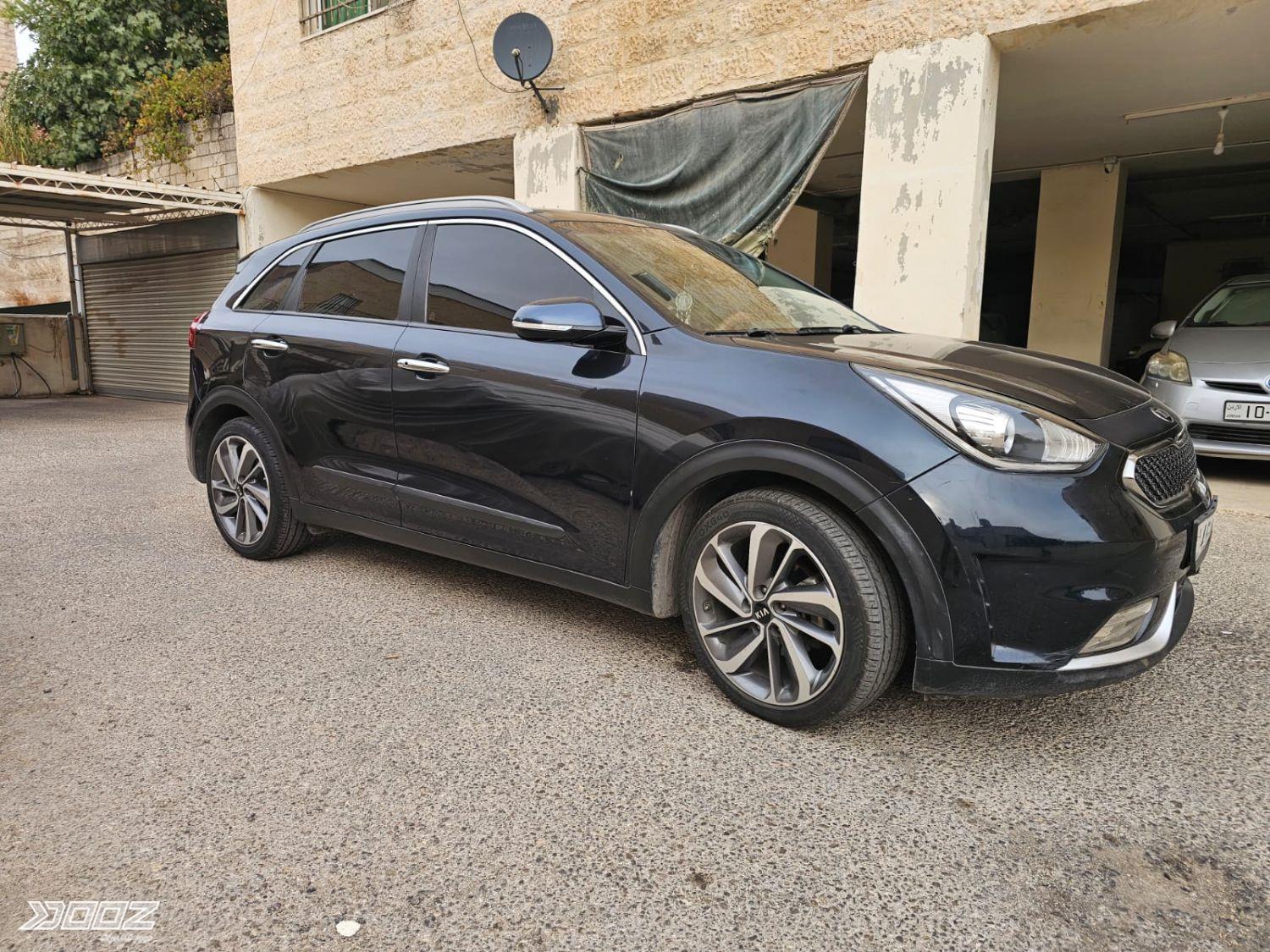 Kia Niro 2017 for sale in Amman