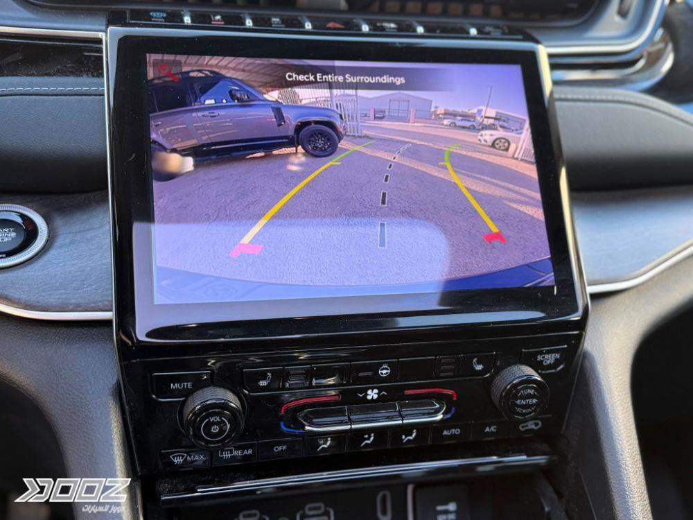Jeep Grand Cherokee 2023 للبيع في الزرقاء-المنطقة الحرة