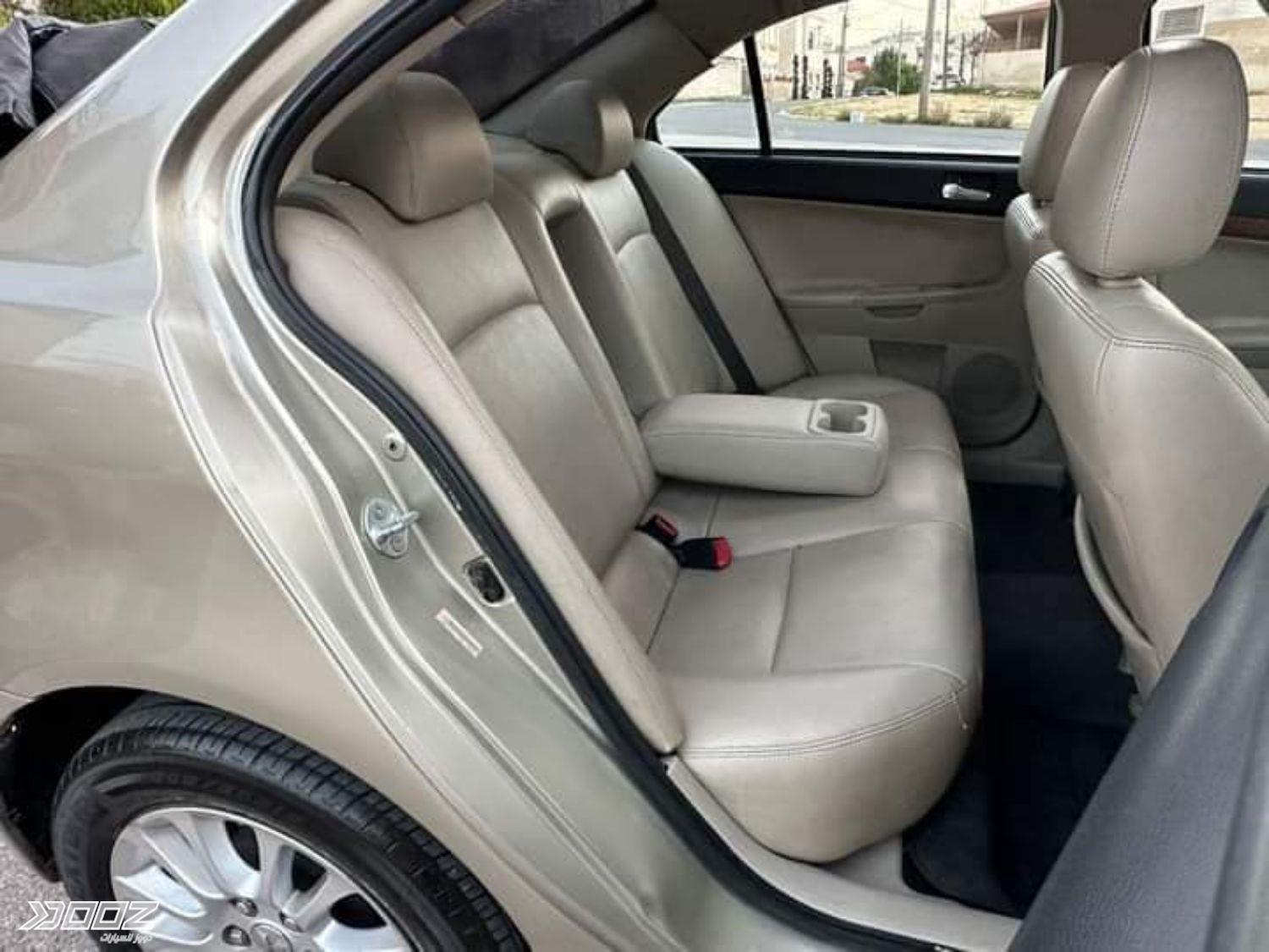 ميتسوبيشي Lancer 2011 للبيع في إربد