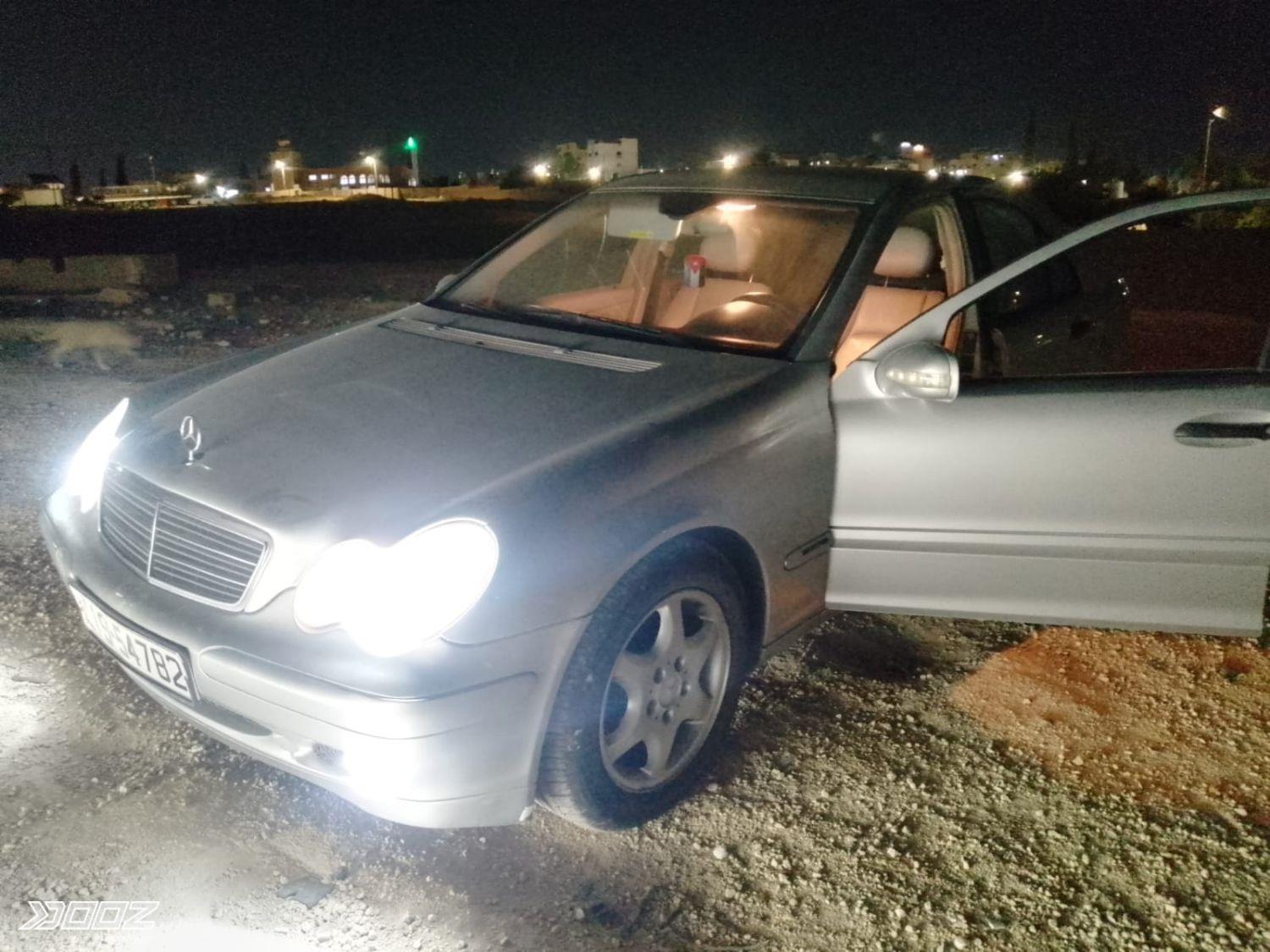 مرسيدس سي 180 كي 2004 للبيع في الزرقاء
