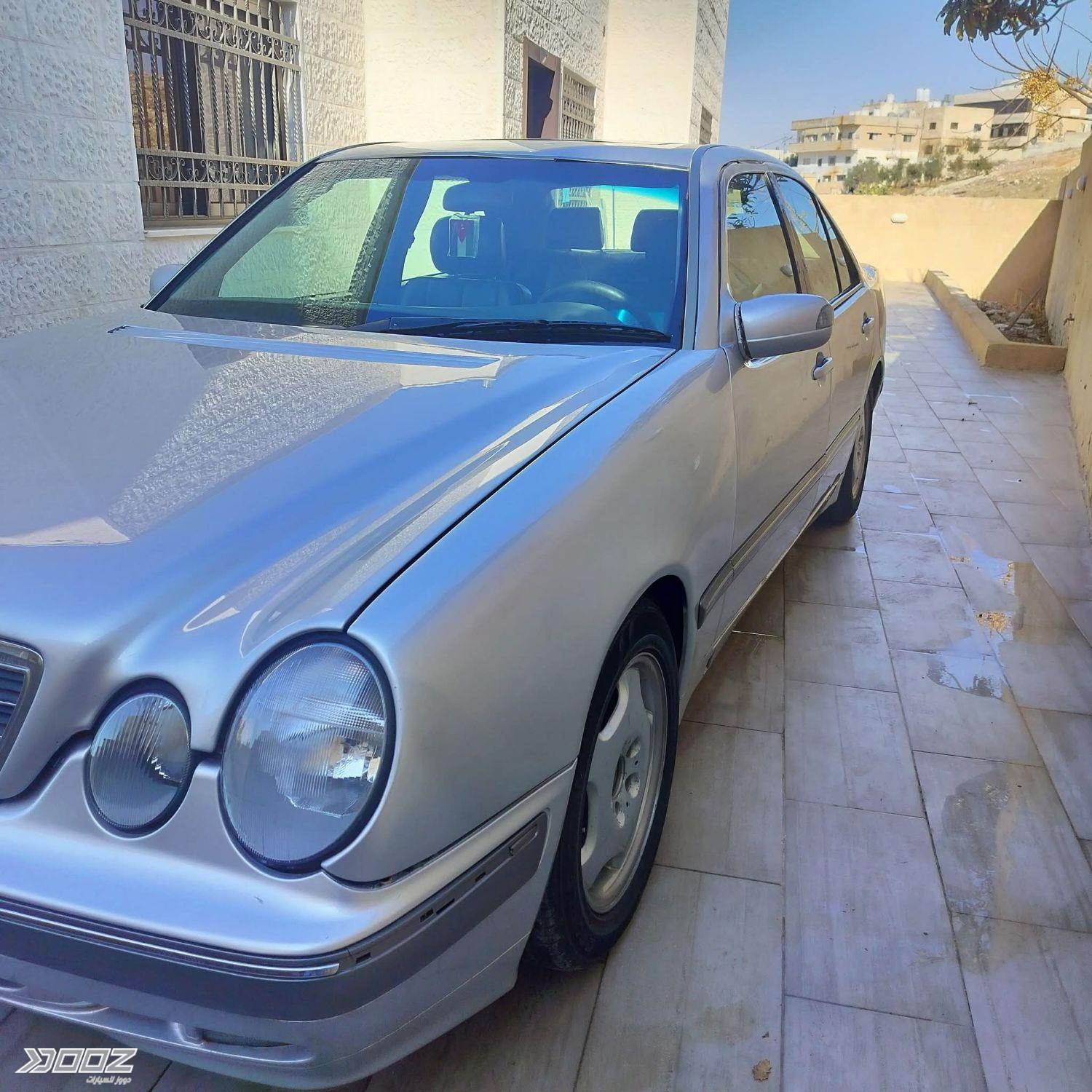 مرسيدس اي 200 كي 2001 للبيع في عمان
