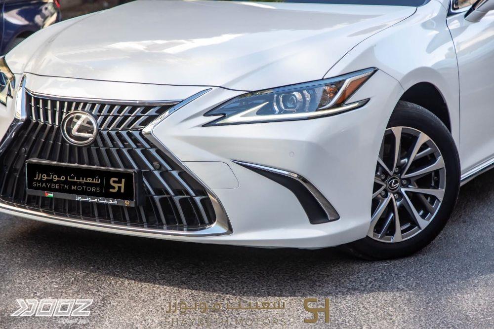 Lexus ES300H 2022 for sale in Amman