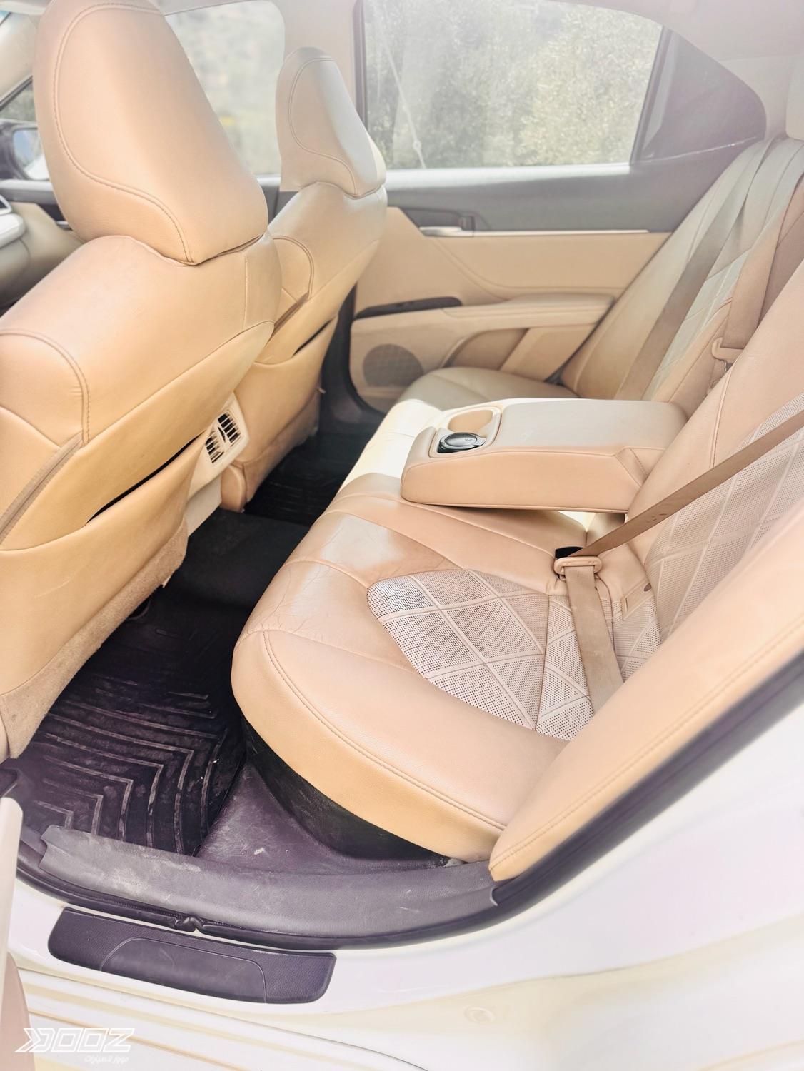Toyota Camry 2018 for sale in Ajloun